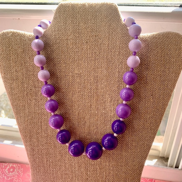 Vint 1970's Monet Purple Gumball Bead Necklace - Monet Purple Ombre Necklace - Picture 1 of 6